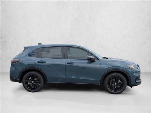 New 2026 Honda HR-V Sport image 4