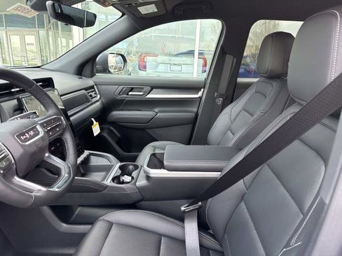 New 2026 GMC Terrain Elevation AWD/4WD image 10