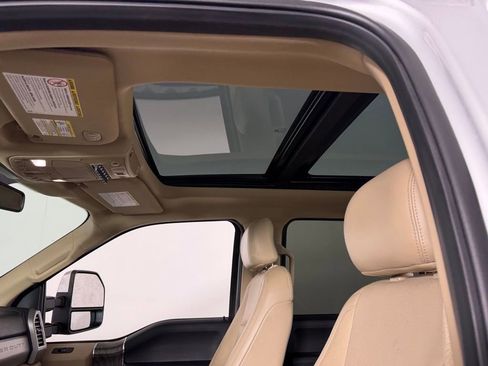 Used 2017 Ford F250 Lariat w/ Lariat Ultimate Package image 23