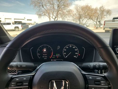 Used 2025 Honda Civic Sport image 14