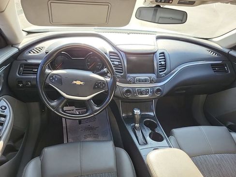 Used 2019 Chevrolet Impala LT image 4