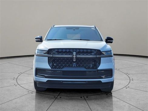 New 2025 Lincoln Navigator Reserve w/ Jet Appearance Package image 15