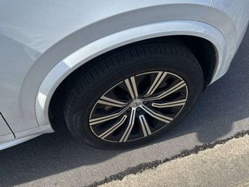 Used 2023 Volvo XC90 B6 Core w/ Climate Package image 3