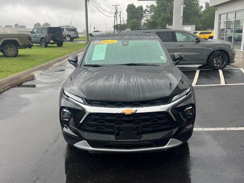 Used 2025 Chevrolet Blazer LT FWD image 5