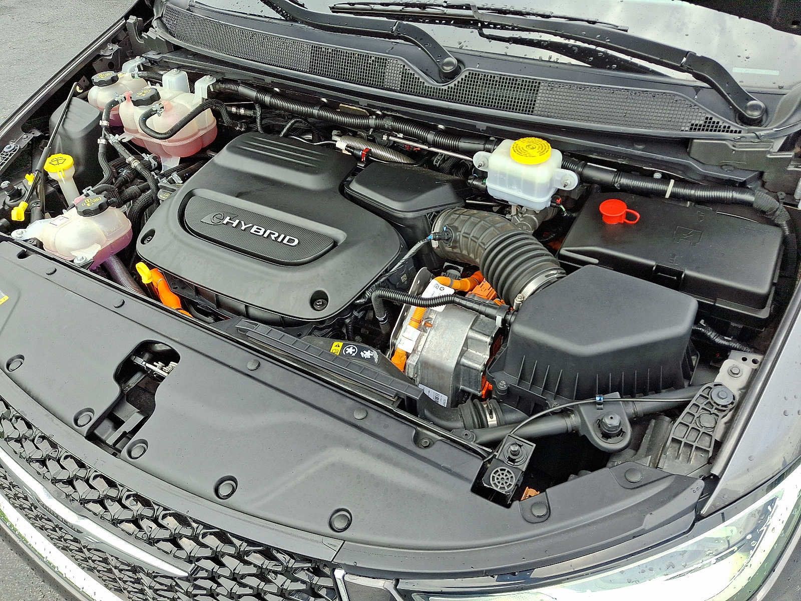 Used 2023 Chrysler Pacifica Touring-L FWD image 26