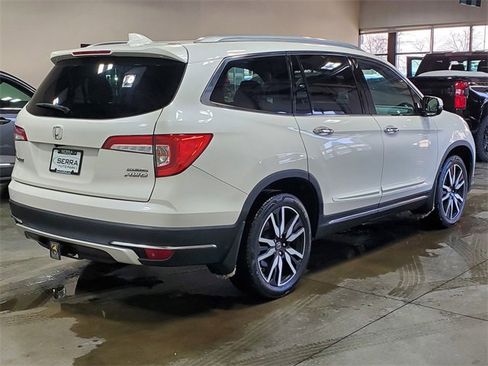 Used 2019 Honda Pilot Touring image 4