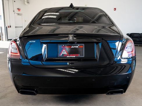 Used 2022 Rolls-Royce Ghost Black Badge image 7