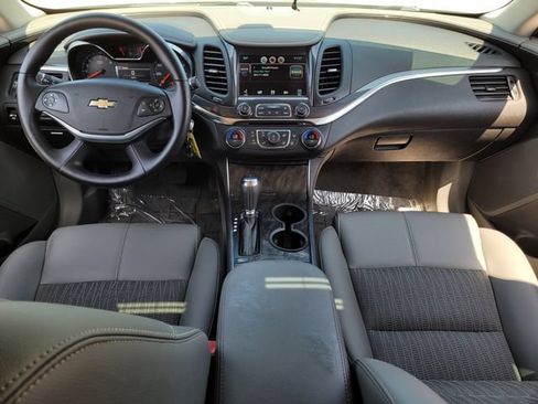 Used 2014 Chevrolet Impala LT w/ Convenience Package FWD image 14