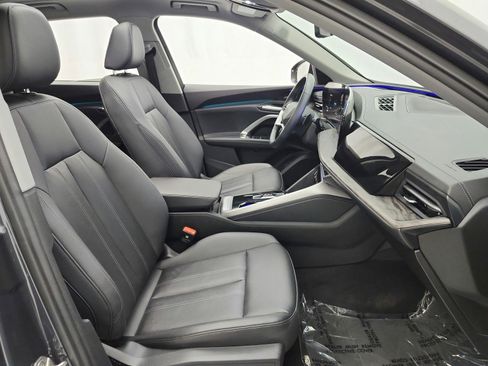 Certified 2025 Audi Q5 Premium Plus w/ Premium Plus AWD/4WD image 19