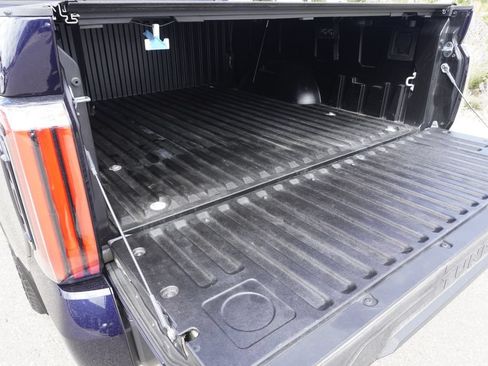 Used 2025 Toyota Tundra Limited w/ TRD Off-Road Package AWD/4WD image 31
