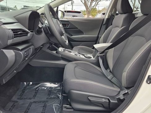 Used 2025 Subaru Crosstrek 2.0i Premium w/ Convenience Package #2 image 12