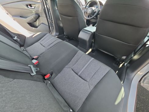 Used 2024 Honda Accord Sport image 11
