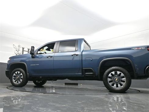 Used 2024 Chevrolet Silverado 2500 Custom w/ Custom Convenience Package image 54