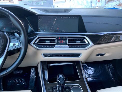 Used 2021 BMW X5 xDrive40i w/ Premium Package image 6