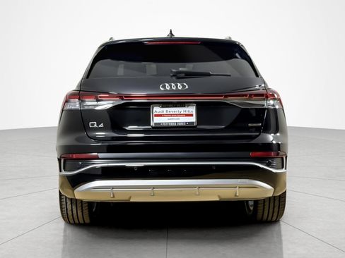 Used 2023 Audi Q4 e-tron Prestige AWD/4WD image 4