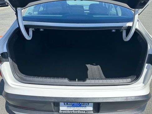Used 2025 Kia K4 FWD image 25