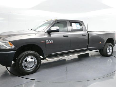 Used 2016 RAM 3500 Tradesman AWD/4WD image 3
