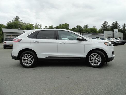 Certified 2024 Ford Edge SEL AWD/4WD image 4