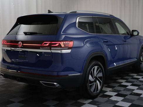 Used 2025 Volkswagen Atlas SEL image 17