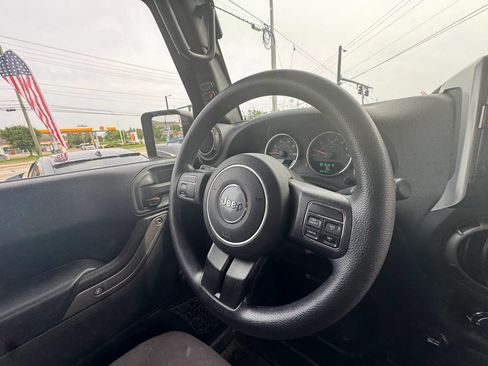 Used 2015 Jeep Wrangler Unlimited Sport AWD/4WD image 26