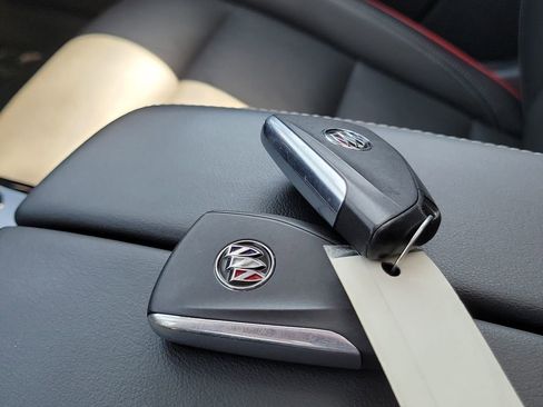 Used 2023 Buick Envision Essence w/ Sport Touring Package FWD image 37