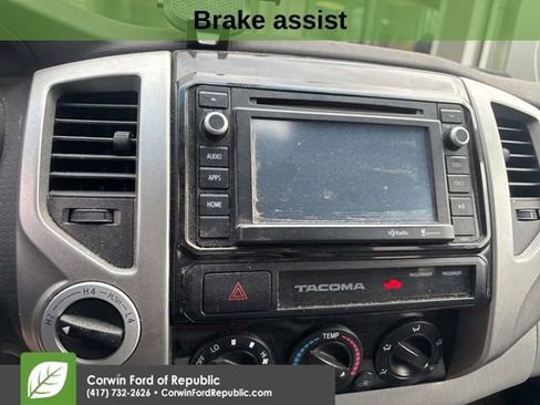 Used 2015 Toyota Tacoma TRD Pro w/ TRD Off-Road Package image 5