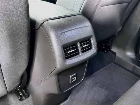 Used 2021 Chevrolet Equinox LT AWD/4WD image 28