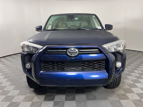 Used 2020 Toyota 4Runner SR5 Premium w/ Moonroof Package AWD/4WD image 15