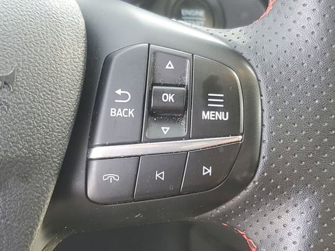 Used 2025 Ford Escape ST-Line Select AWD/4WD image 17