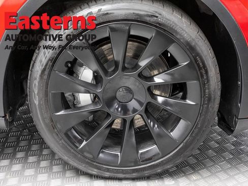 Used 2023 Tesla Model Y Long Range AWD/4WD image 28