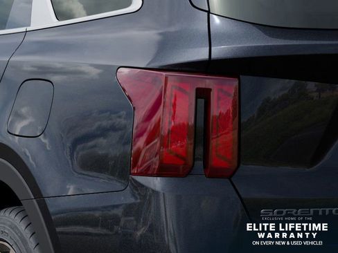 New 2026 Kia Sorento EX w/ EX Premium Package FWD image 12
