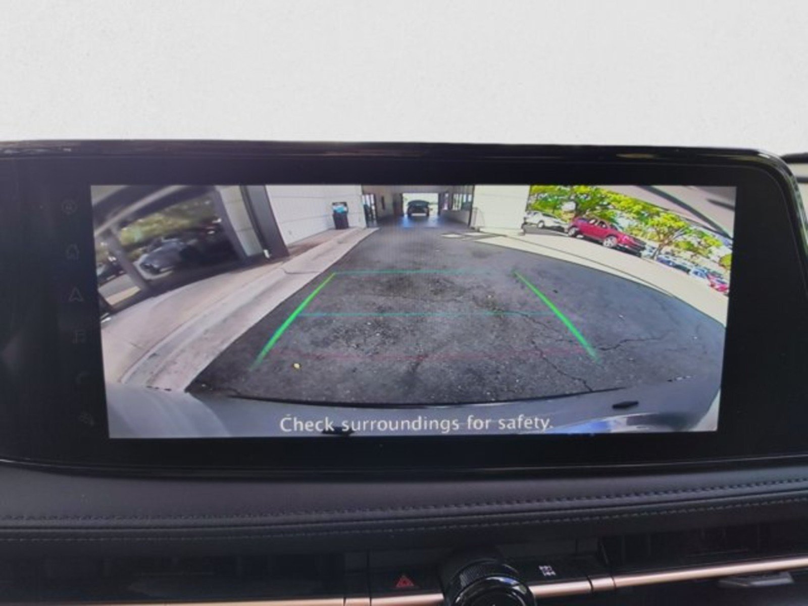 Used 2023 Nissan Ariya FWD image 16