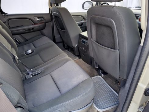 Used 2013 Chevrolet Tahoe LS w/ Convenience Package RWD image 29