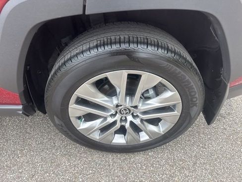 Used 2024 Toyota RAV4 Limited image 11