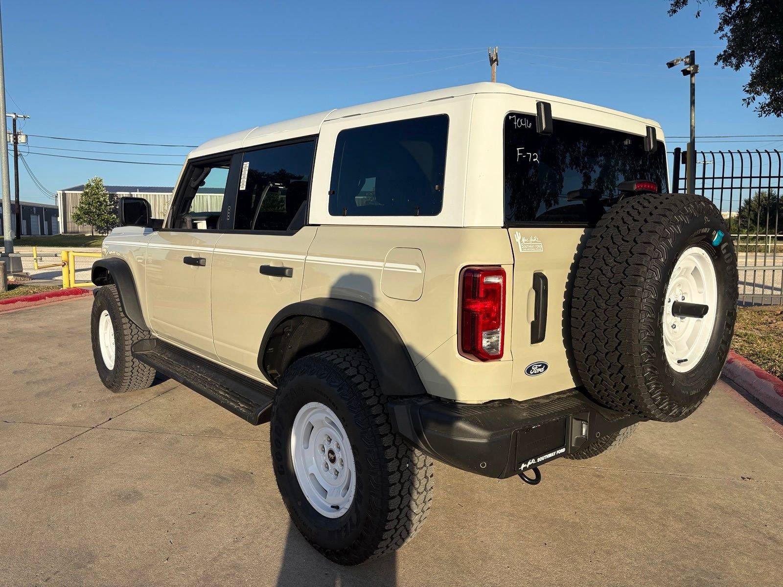 New 2026 Ford Bronco Heritage Edition AWD/4WD image 3