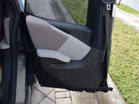 Used 2018 BMW i3 image 74