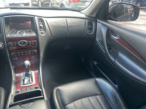 Used 2016 INFINITI QX50 2WD w/ Premium Plus Package image 13
