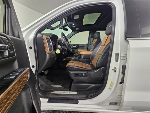 Used 2019 Chevrolet Silverado 1500 High Country image 22