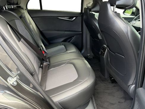Used 2023 Kia Niro Wind w/ Wind Preserve Package FWD image 9
