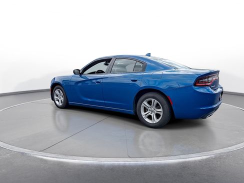 Used 2023 Dodge Charger SXT RWD image 6