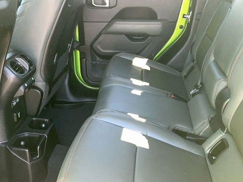 Used 2025 Jeep Gladiator Mojave image 19