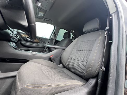 Used 2018 GMC Terrain SLE w/ Driver Convenience Package FWD image 27