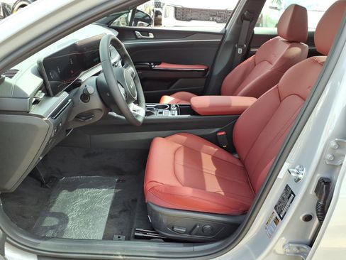 New 2026 Kia K5 GT-Line image 4