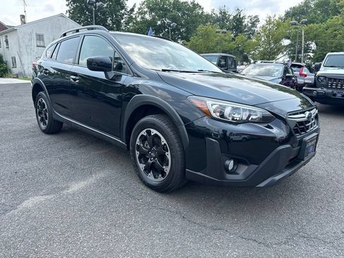 Used 2023 Subaru Crosstrek 2.0i Premium AWD/4WD image 3