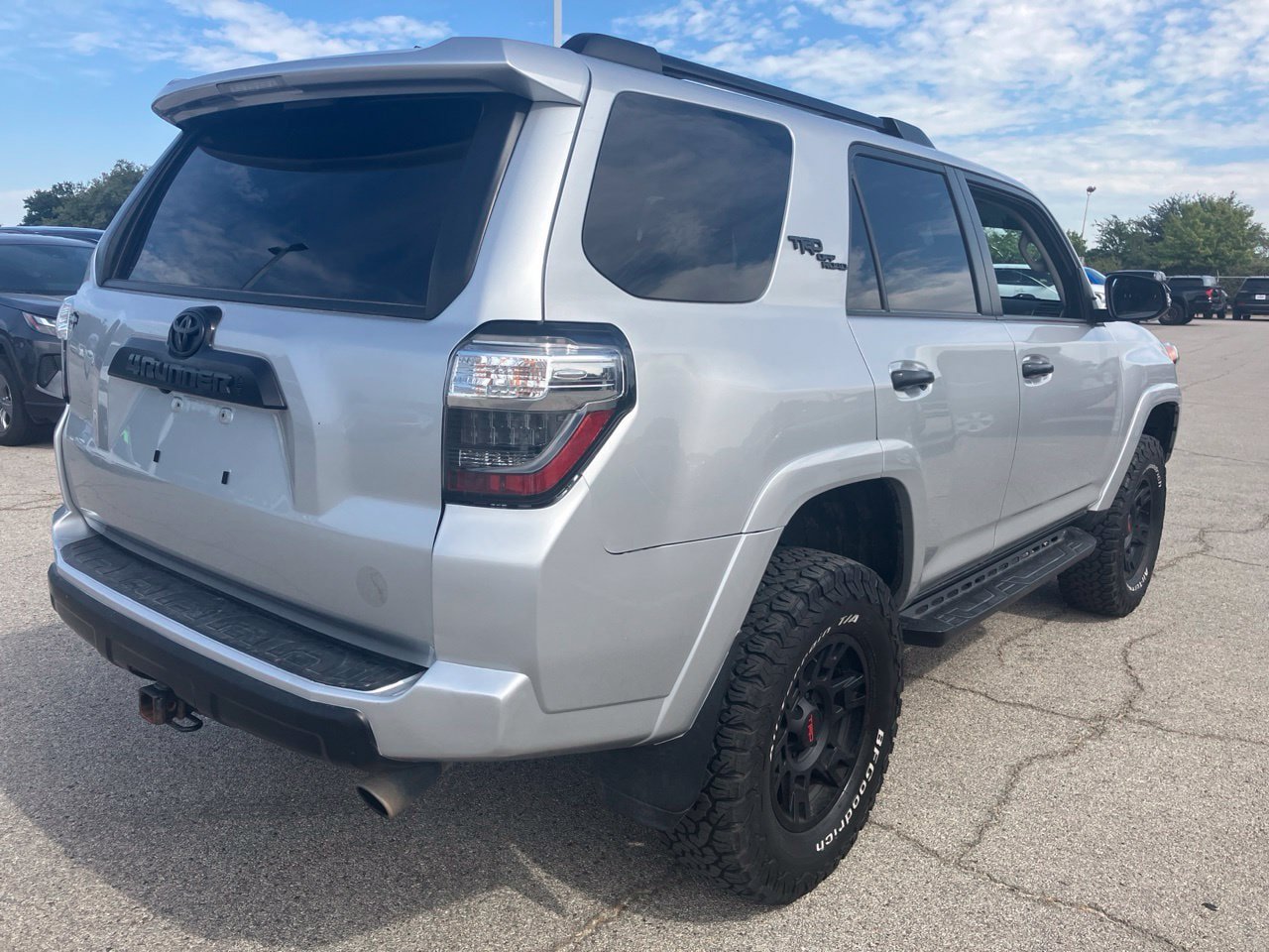 Used 2022 Toyota 4Runner TRD Off-Road Premium AWD/4WD image 4