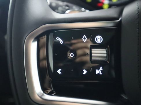 New 2026 Land Rover Range Rover Sport SE image 12