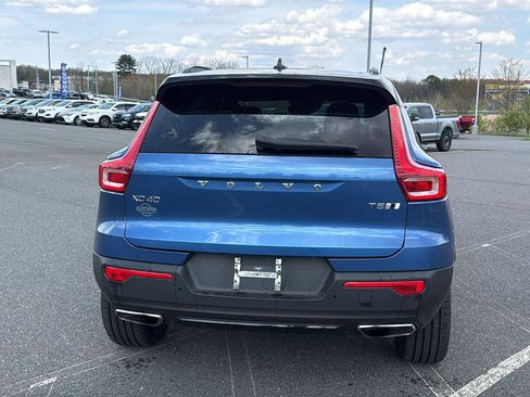 Used 2019 Volvo XC40 T5 R-Design AWD/4WD image 7