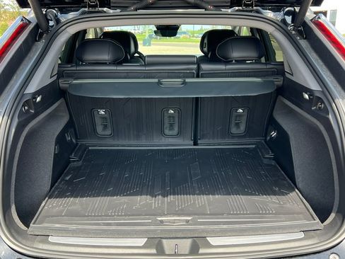 New 2026 Cadillac Optiq Sport 1 w/ LPO, Floor Liner Package AWD/4WD image 33