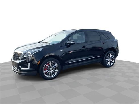 Certified 2022 Cadillac XT5 Sportv w/ LPO, Floor Liner Package image 4
