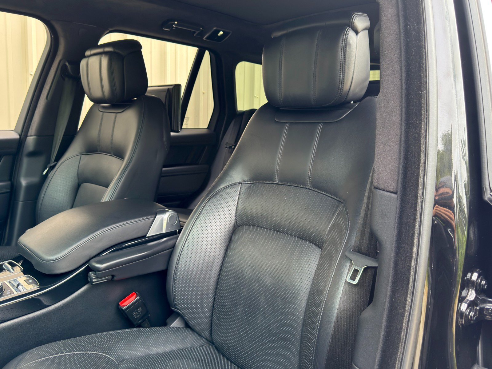 Used 2019 Land Rover Range Rover Supercharged AWD/4WD image 43